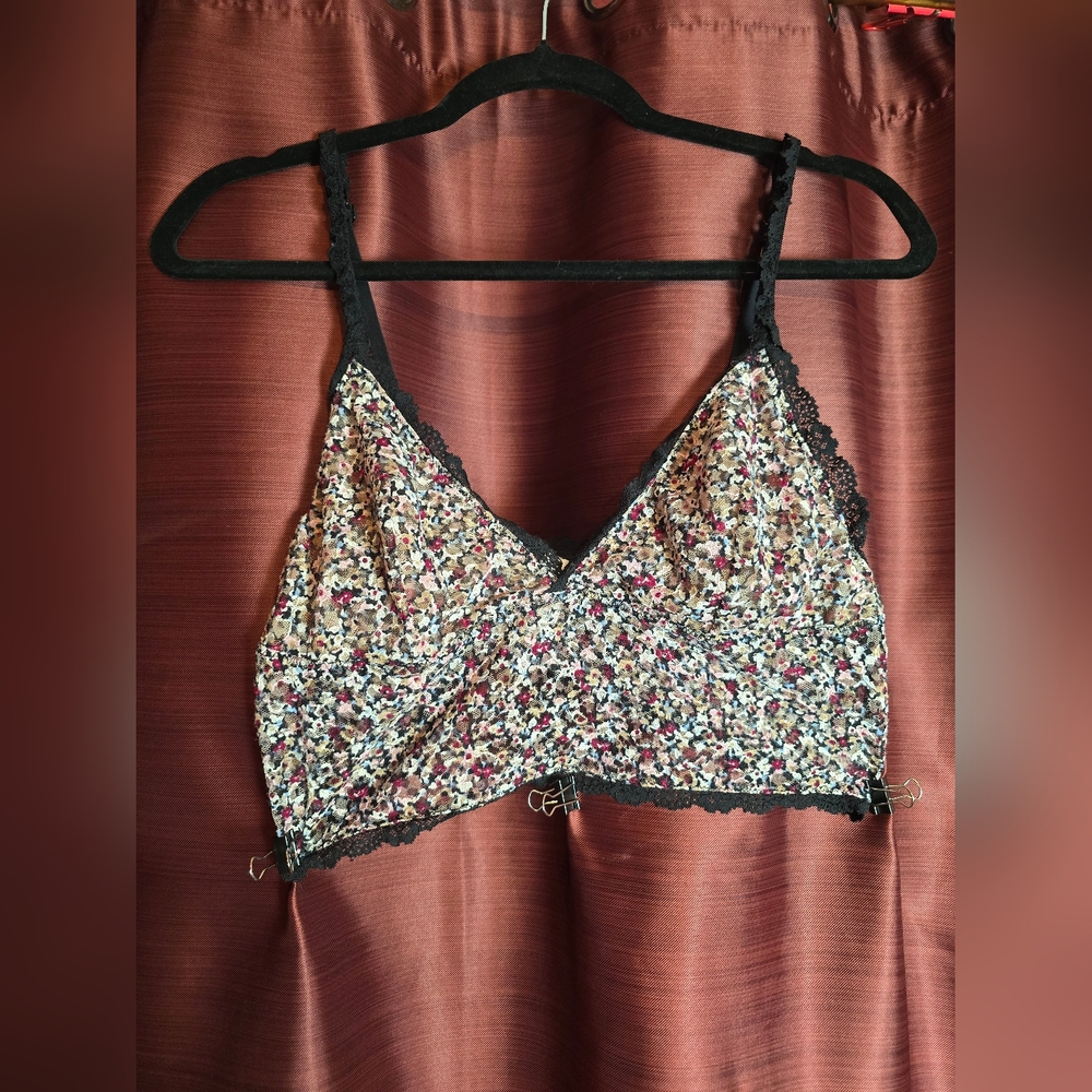 Moi 2xl multicolor floral Lace Trim Bralette